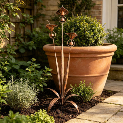 🏡🏡Flamed Copper Three Calla Lilies Garden Stake with Bells